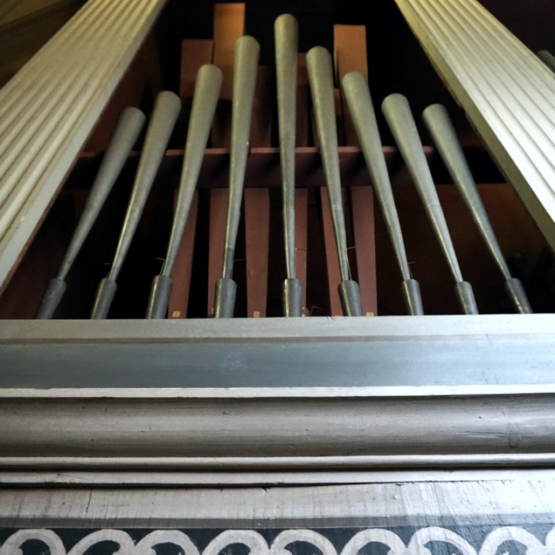 Biroldi organ: view of one of the pedal reeds section from the facade